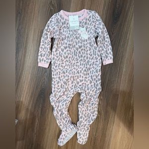 NWT Carter’s fleece one piece footed onesie pajama